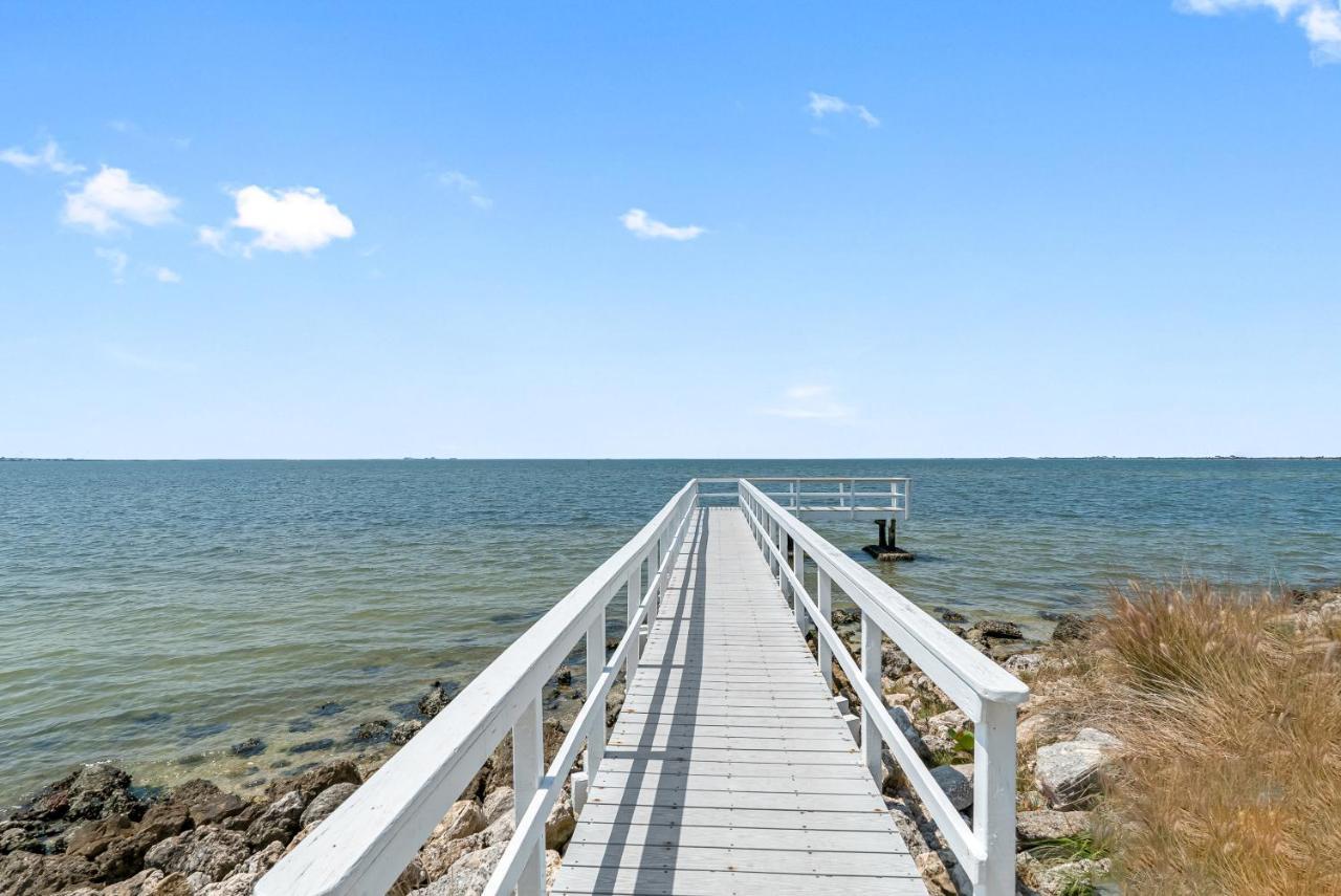 Bay Views From Your Balcony Beach Resort 탬파 외부 사진